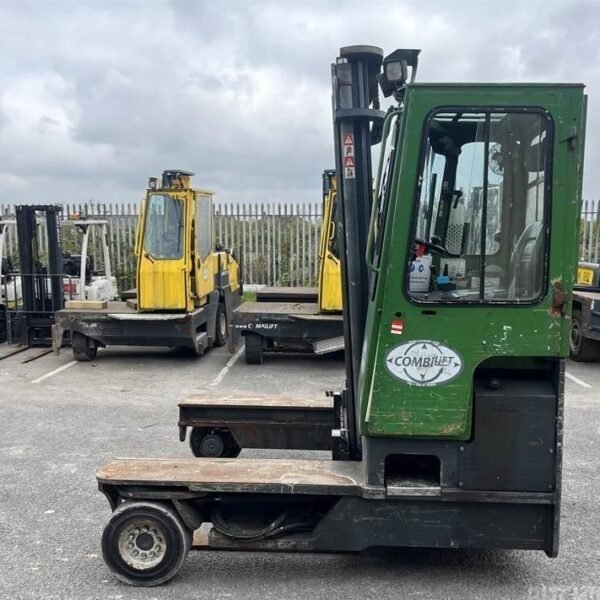 Chariot multidirectionnel Combilift C4000