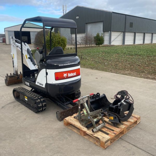 Mini Pelle Bobcat E16 , 2014 , 1,6T