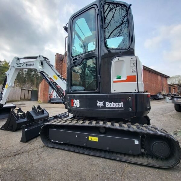 Mini Pelle Bobcat E26 , 2,5T , 2011